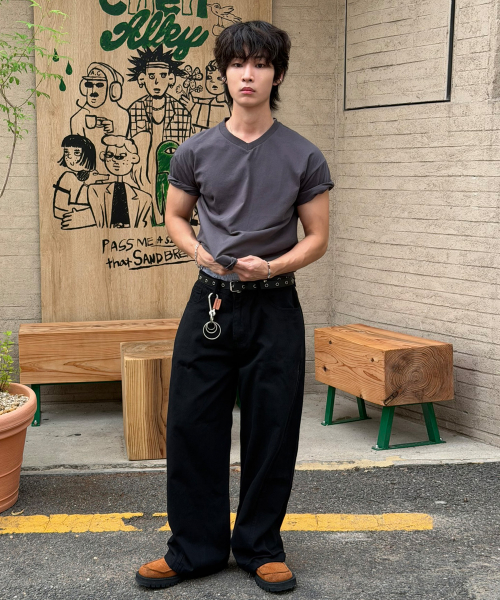 Crop V-Neck Short Sleeve T Shirt