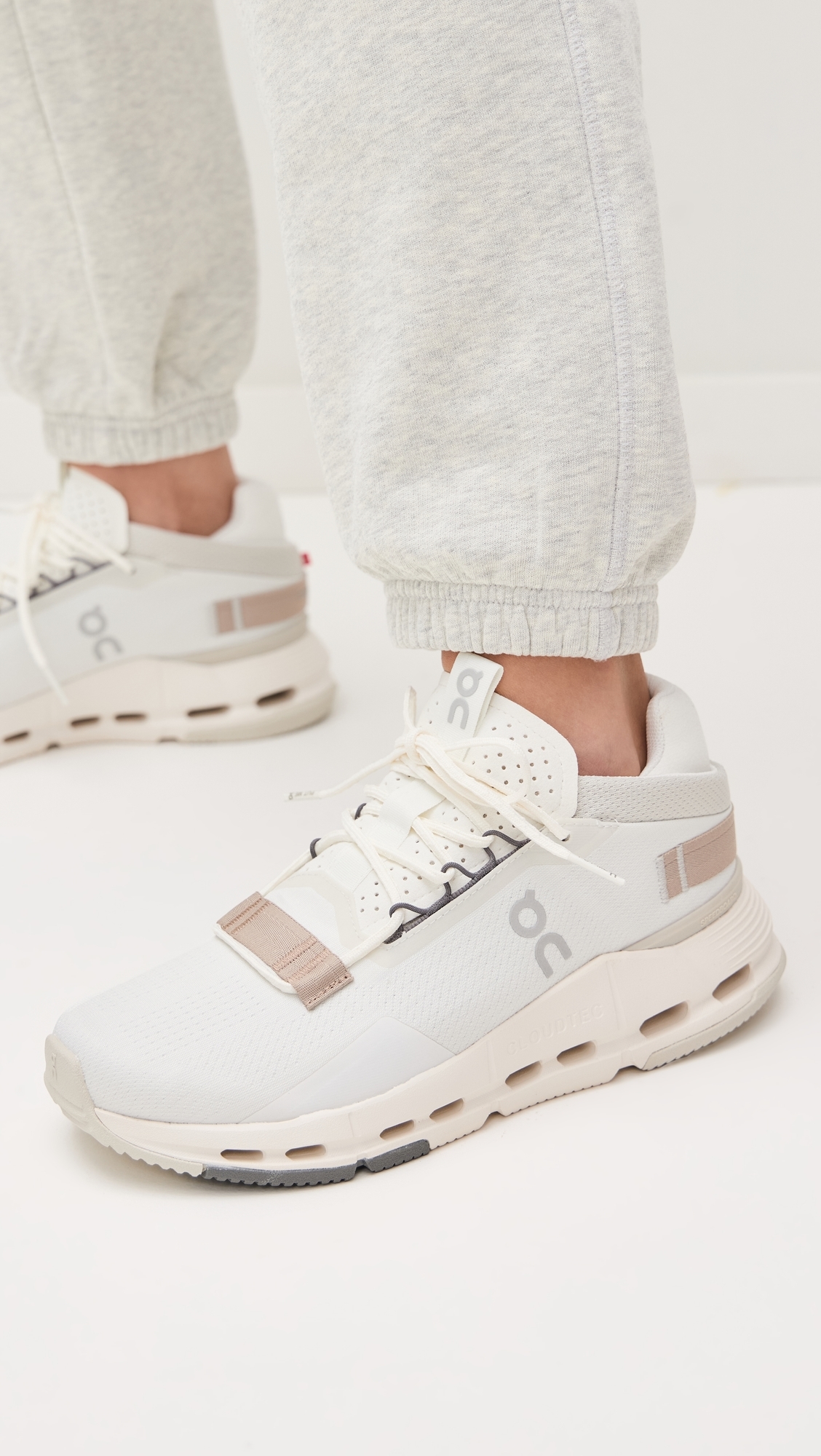 Cloudnova 2 Sneakers Ice/Sand