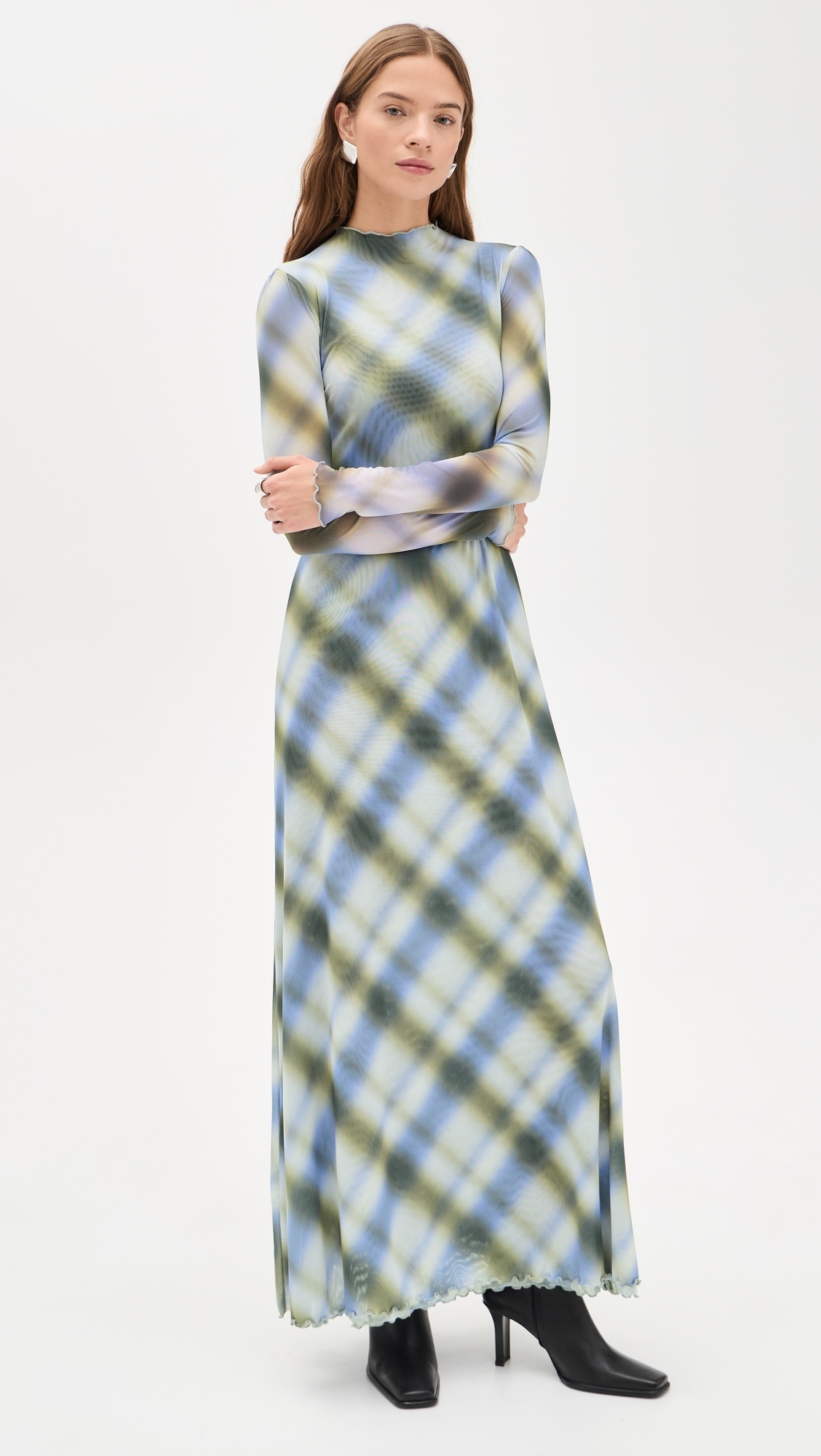 Lyon Dress Blur