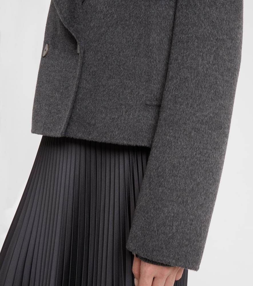 Cropped wool and cashmere peacoat