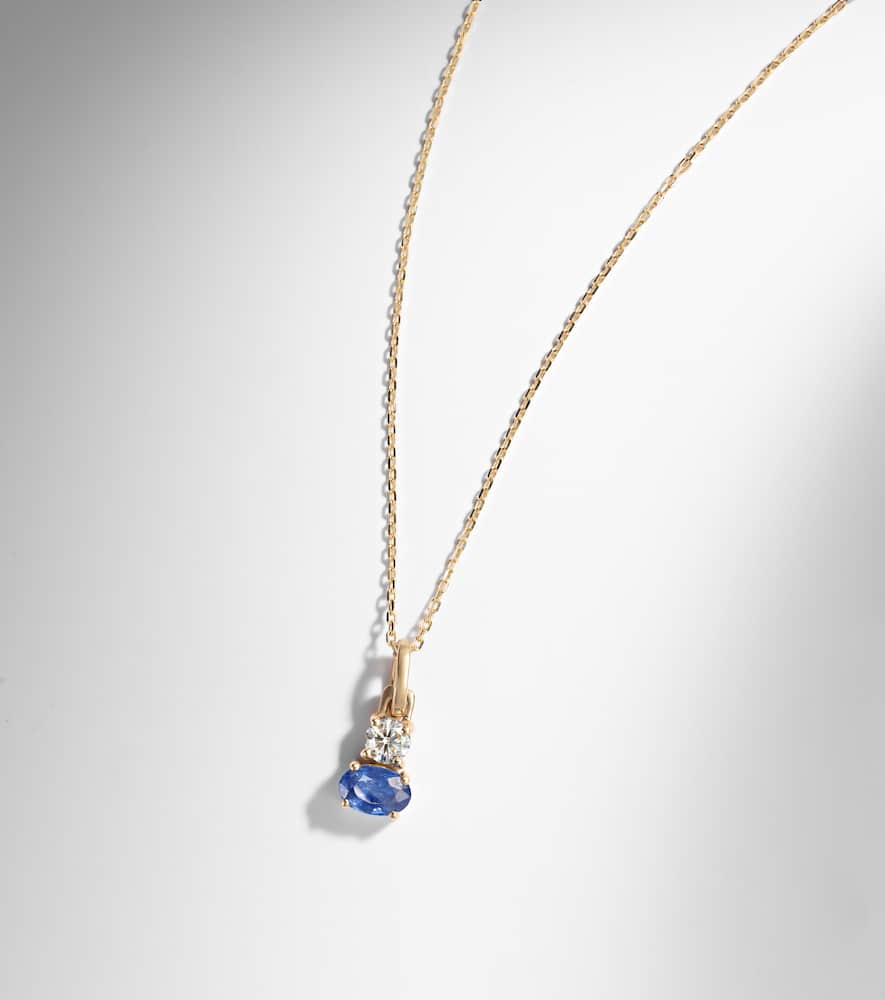 Full Volume 14kt gold (585/1000) necklace with sapphire and diamond