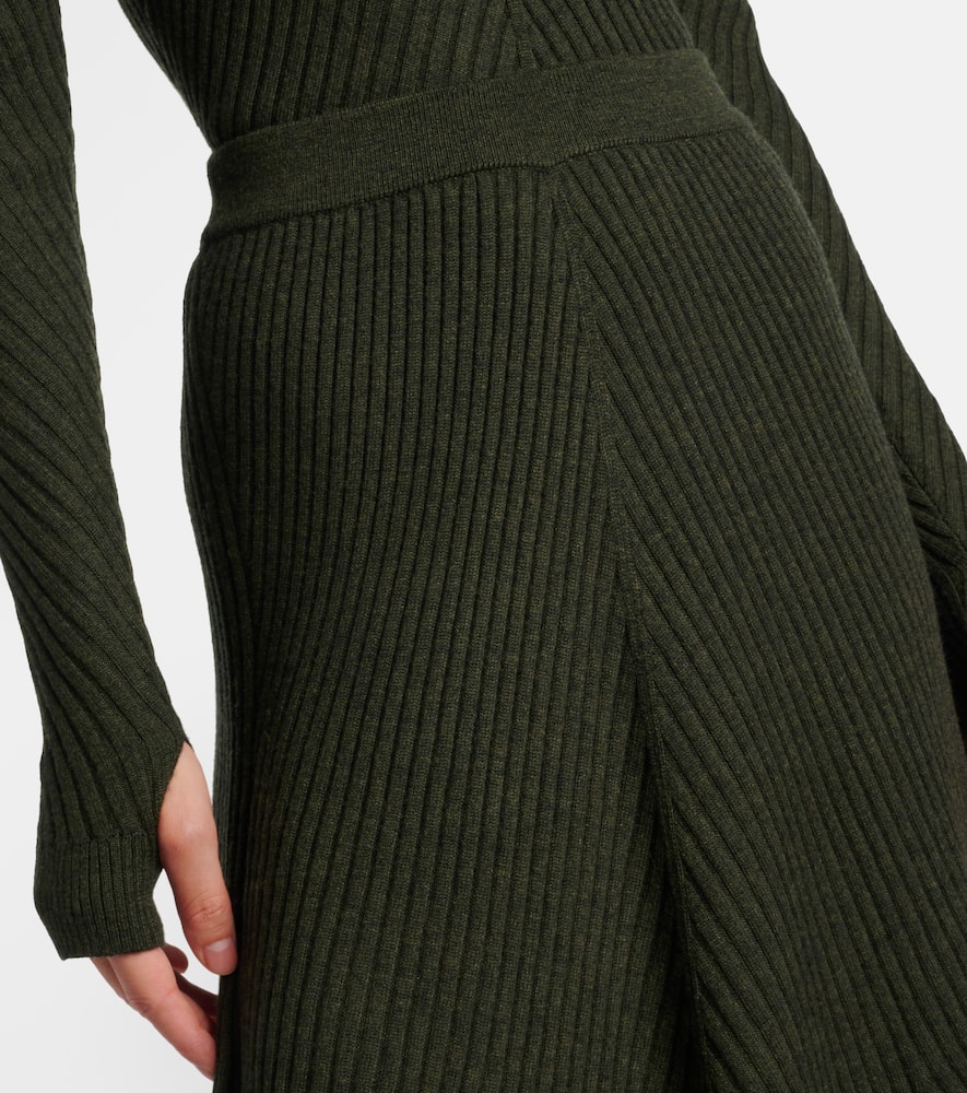 Ribbed-knit wool midi skirt