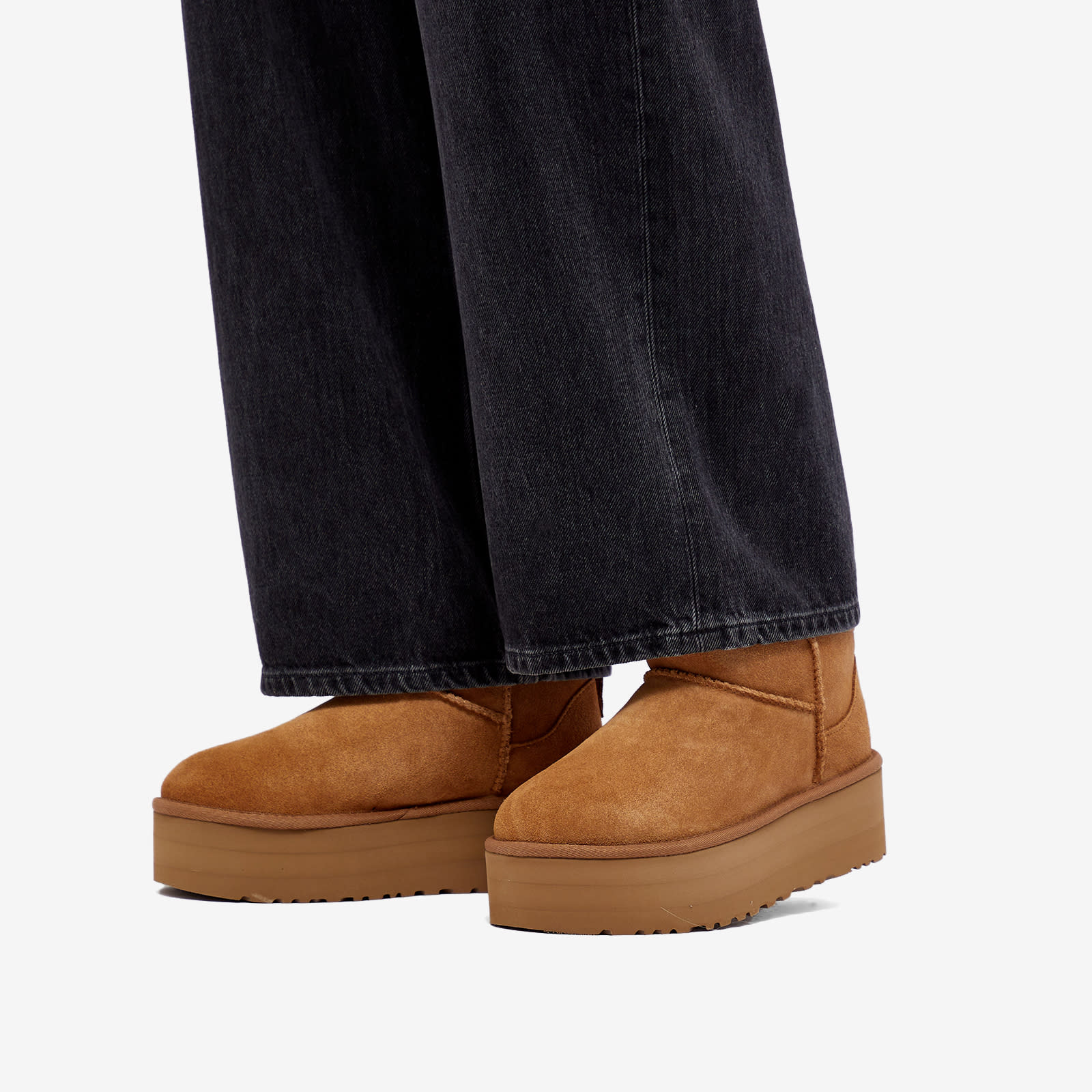 Women's Classic Ultra Mini Platform in Chestnut
