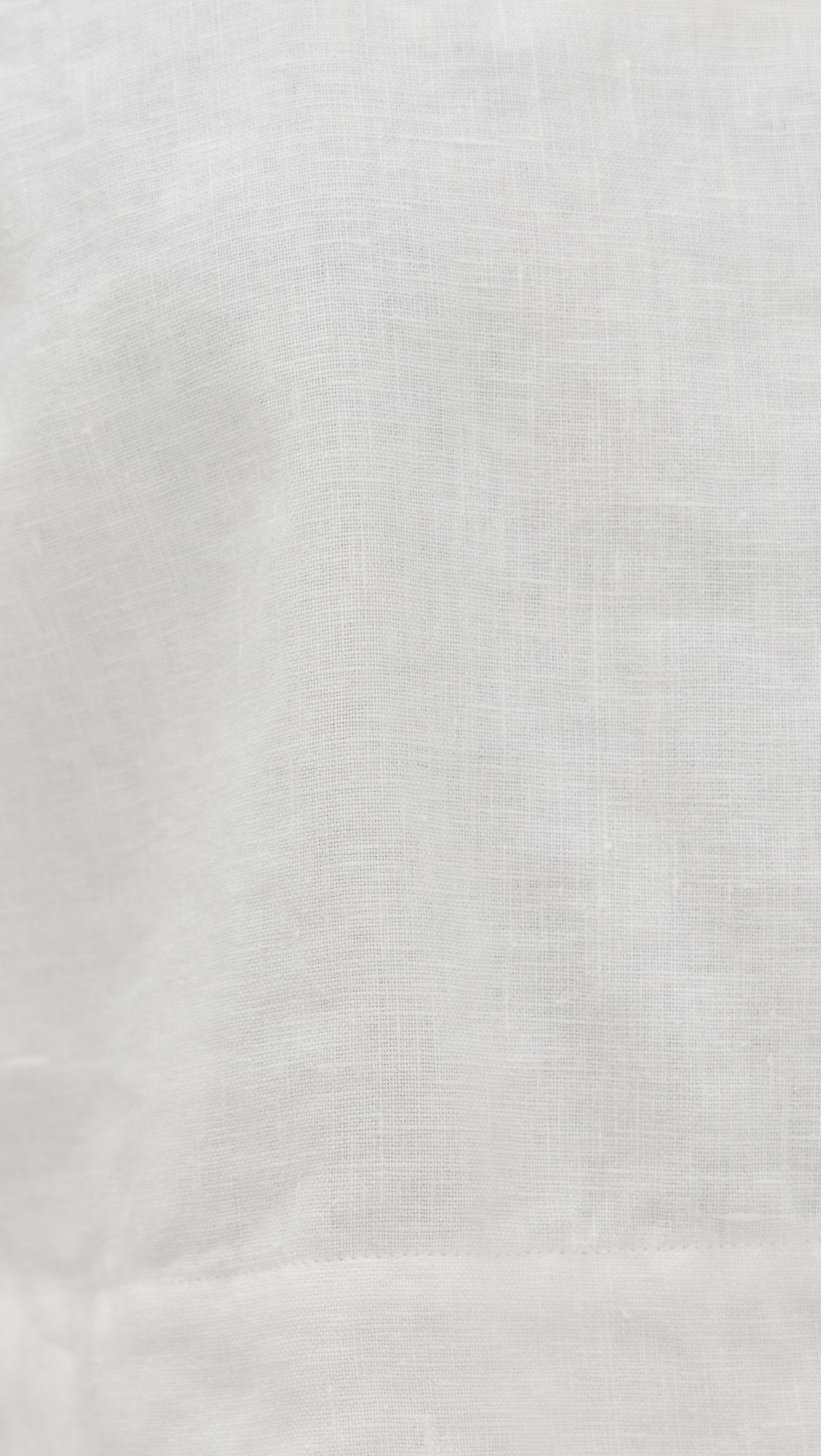 Akira Top White