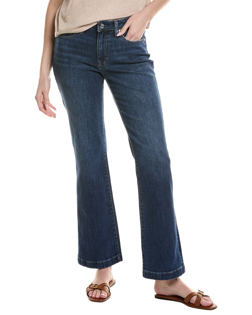 Mid-Rise Flare Jean