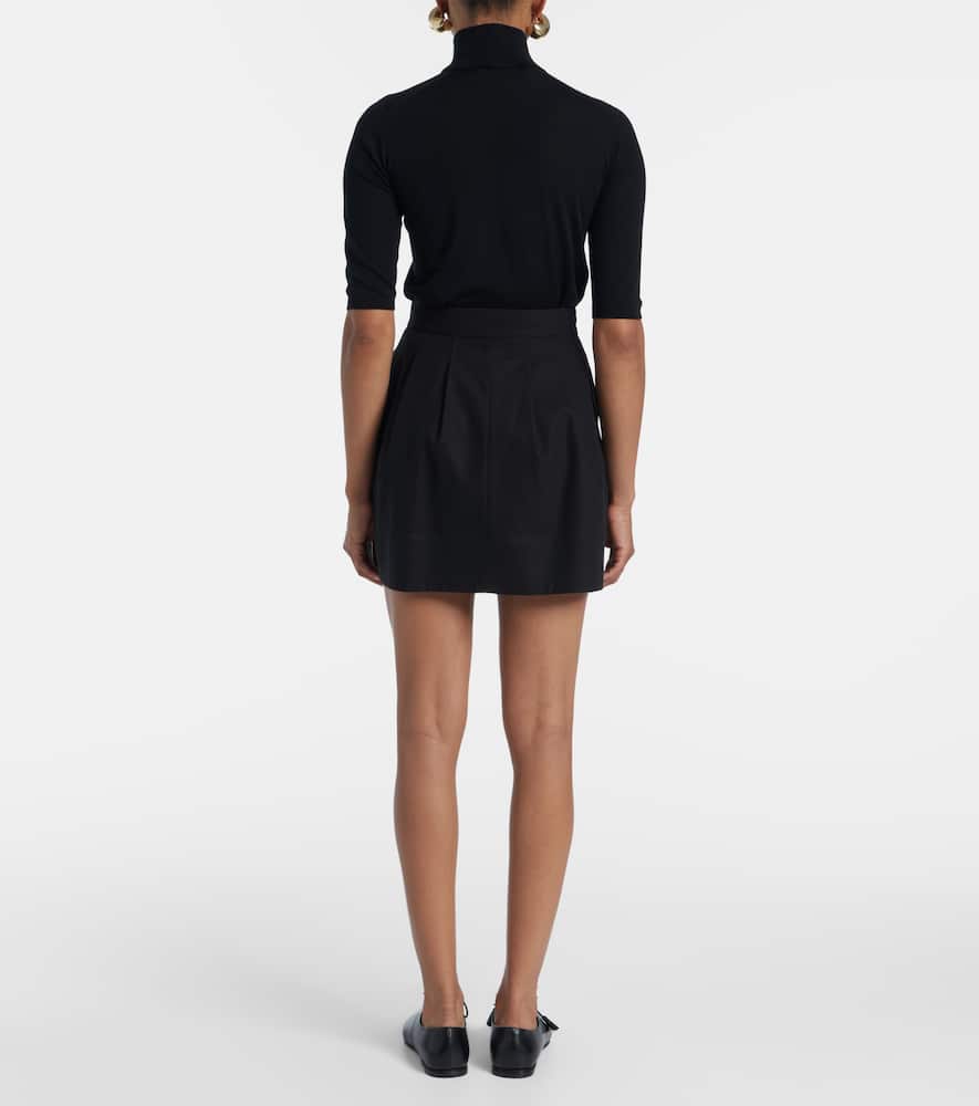 Pleated cotton twill miniskirt