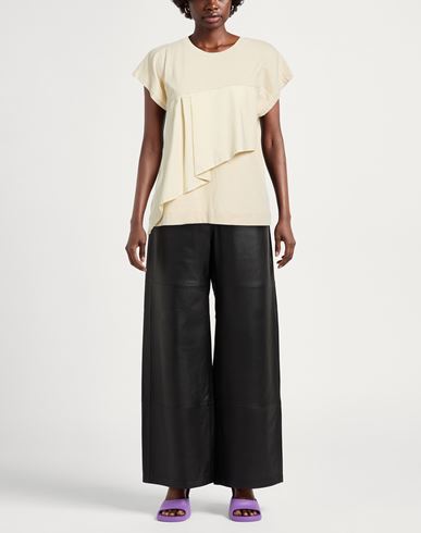 Woman T