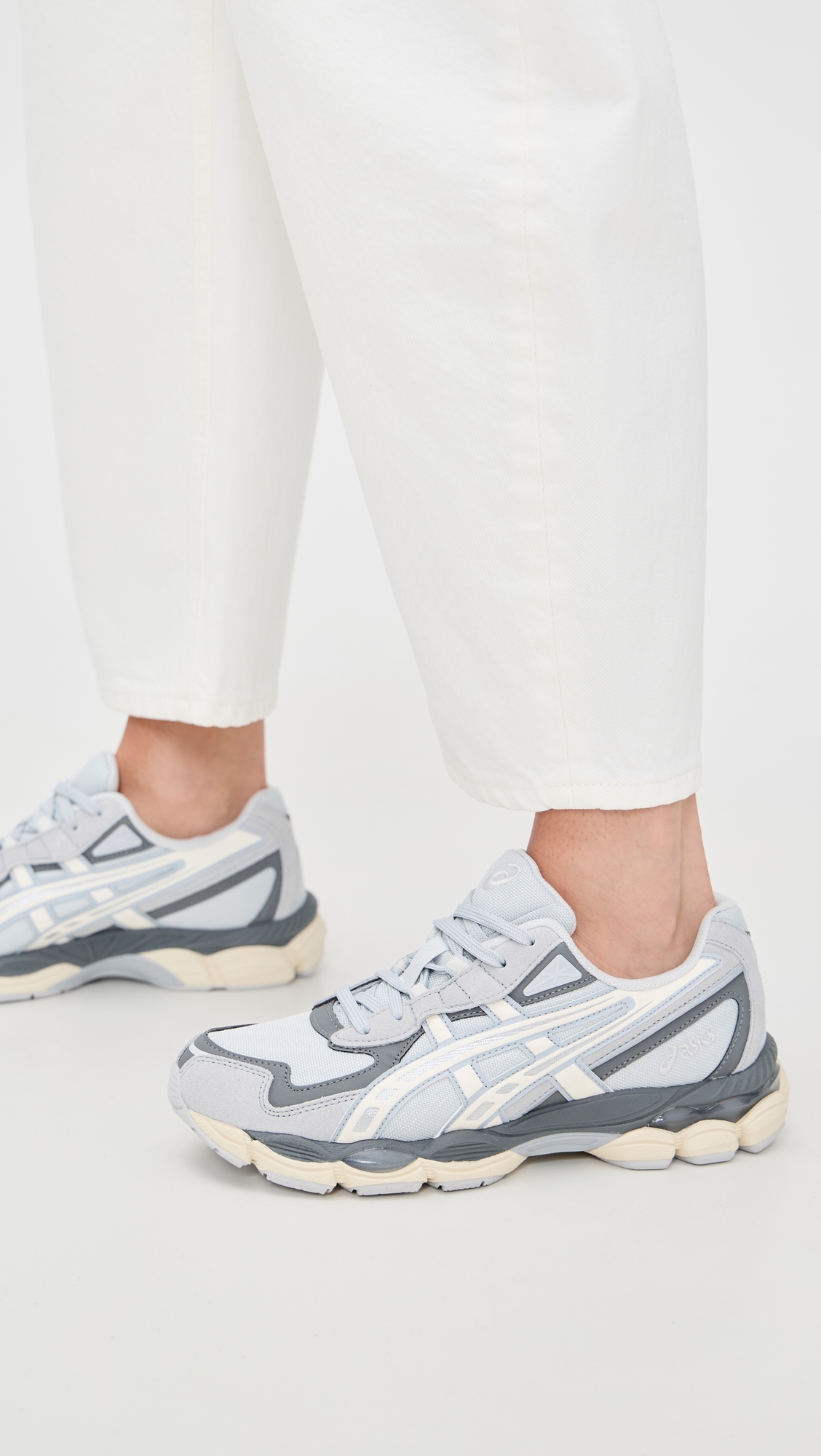 GEL-NYC 2055 Sneakers Glacier Grey/Cream W