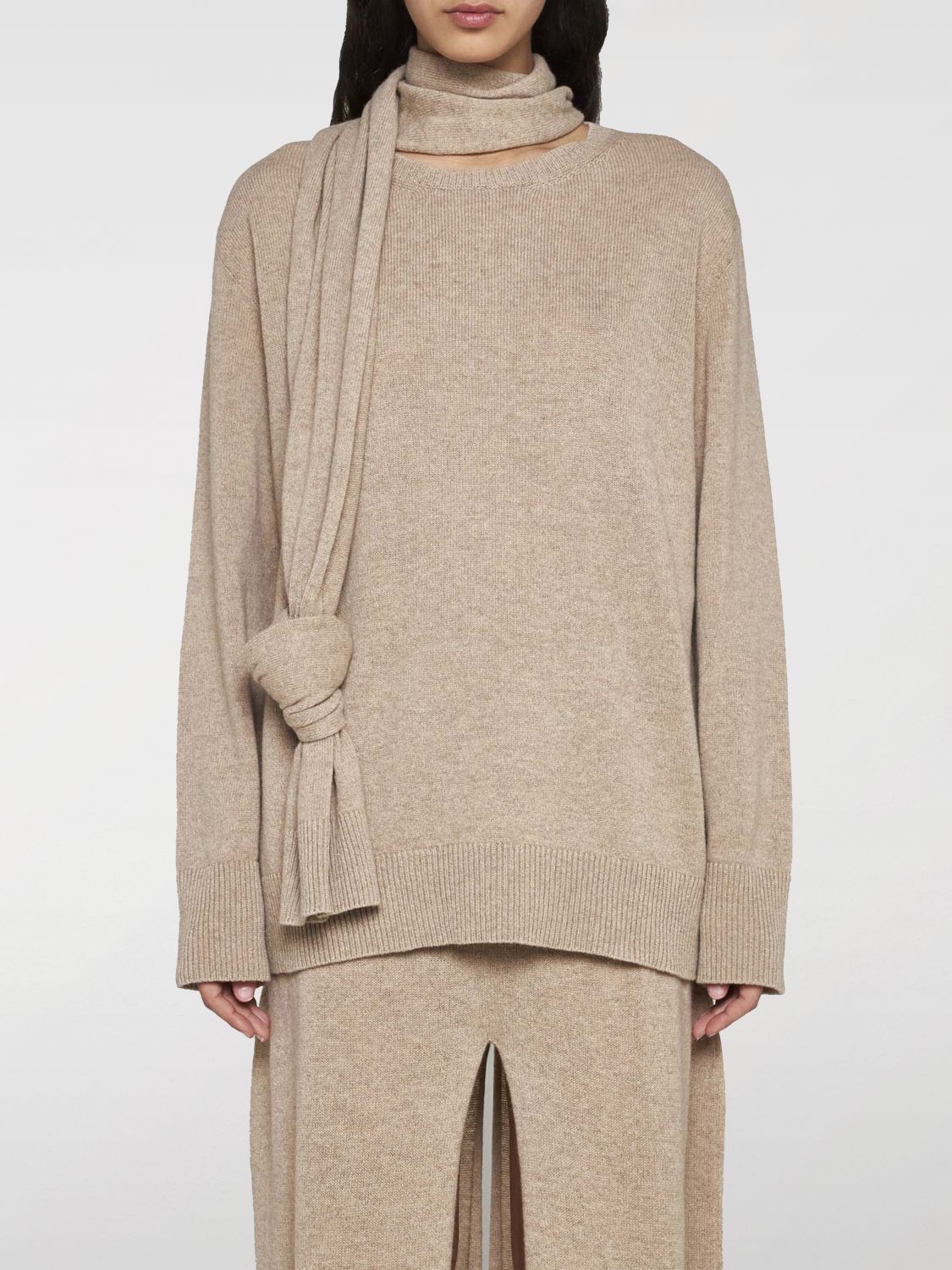 Sweater Woman color Beige