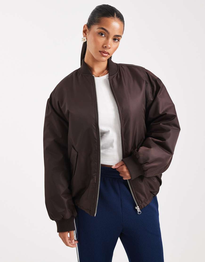 Oversized bomber jacket in chocolate-Brown