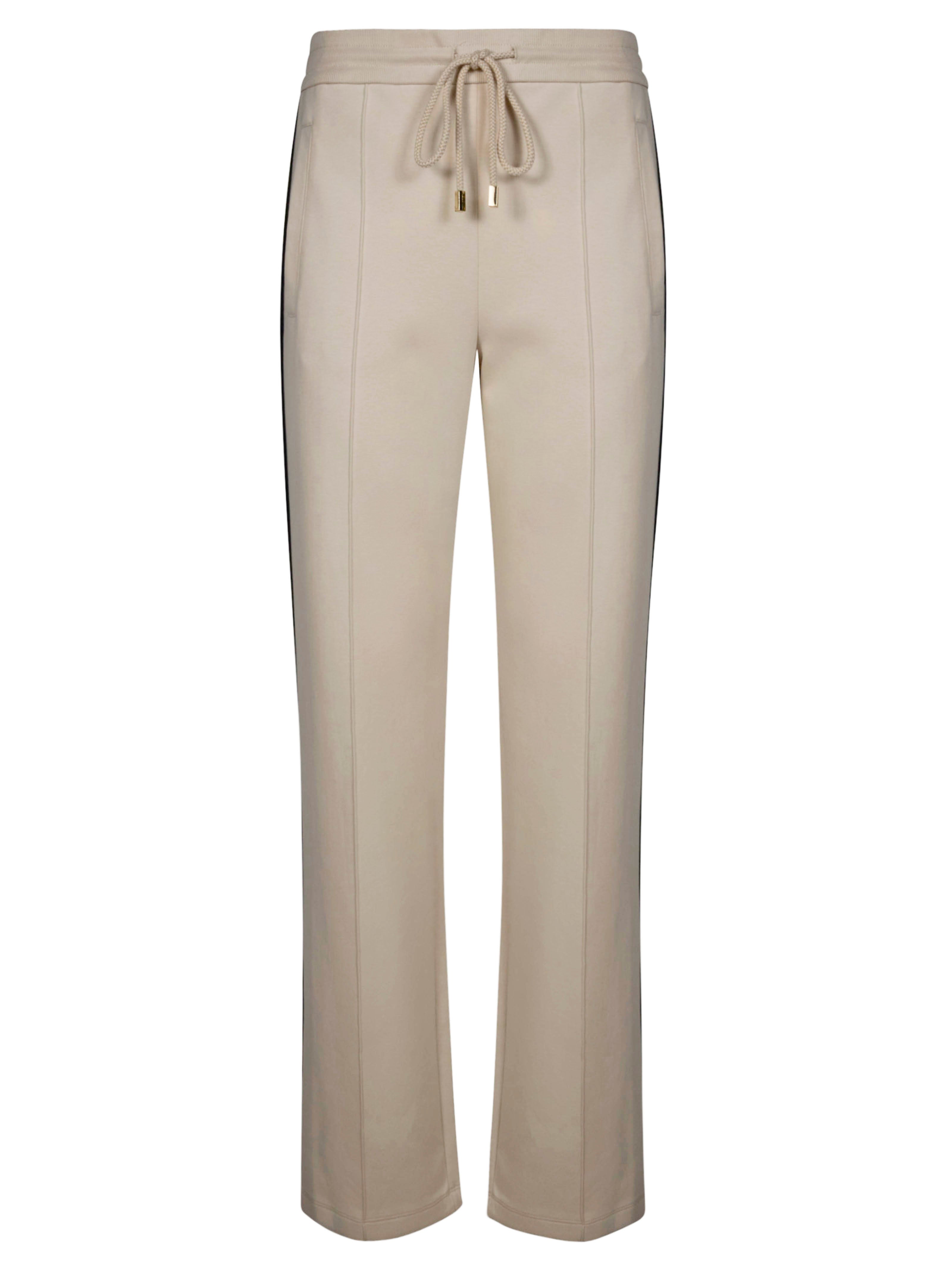 Elegant Women's Mini Trousers for Spring/Summer 2026
