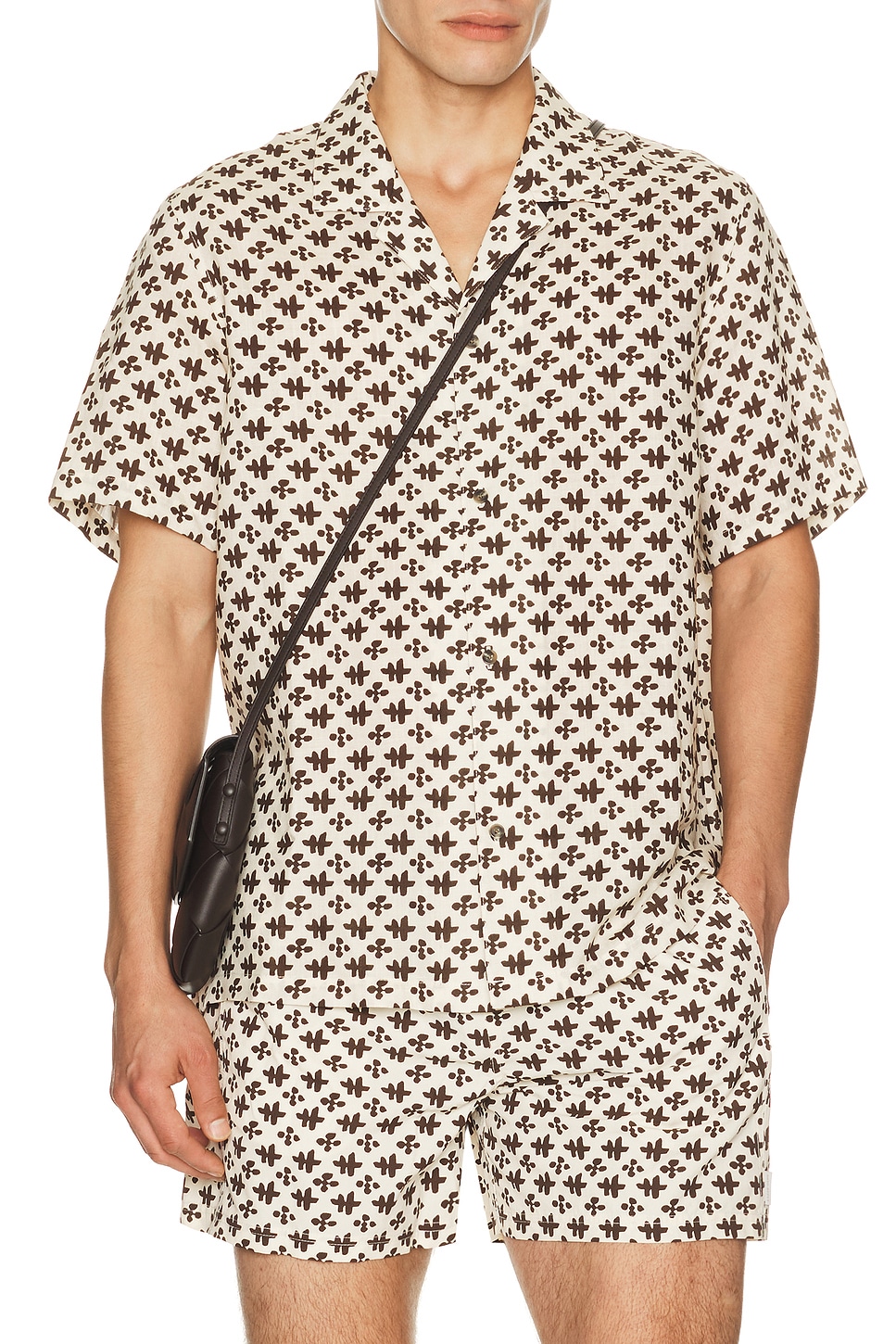 AUTO-REPLY Alex Printed Short Sleeve Linen Shirt in Relic Saltstone - Cream. S also in M, L, XL/1X