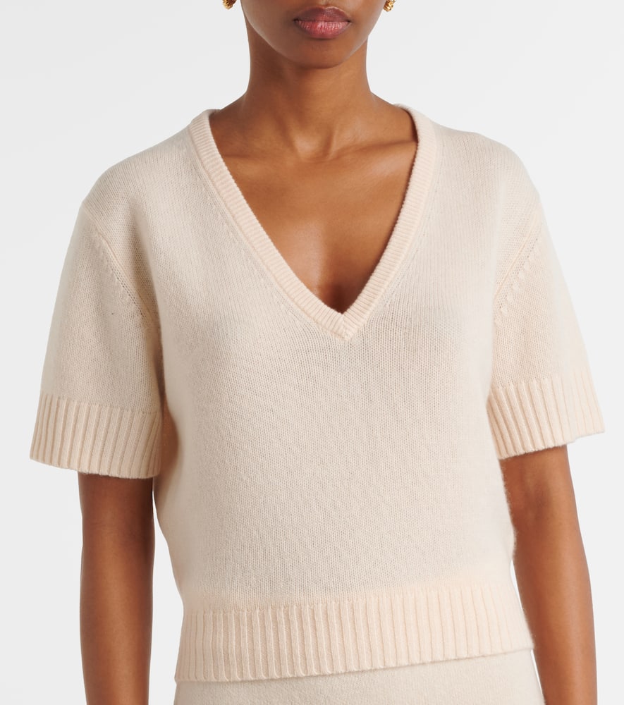 Cashmere sweater