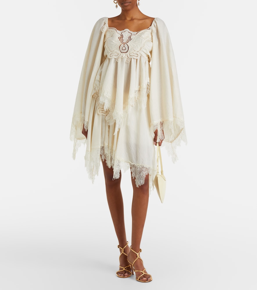 Embroidered lace-trimmed miniskirt