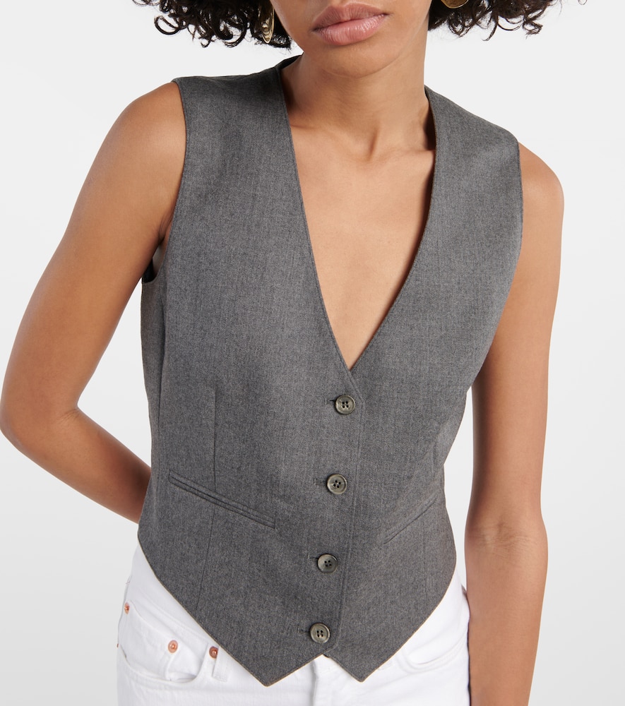 Single-breasted vest
