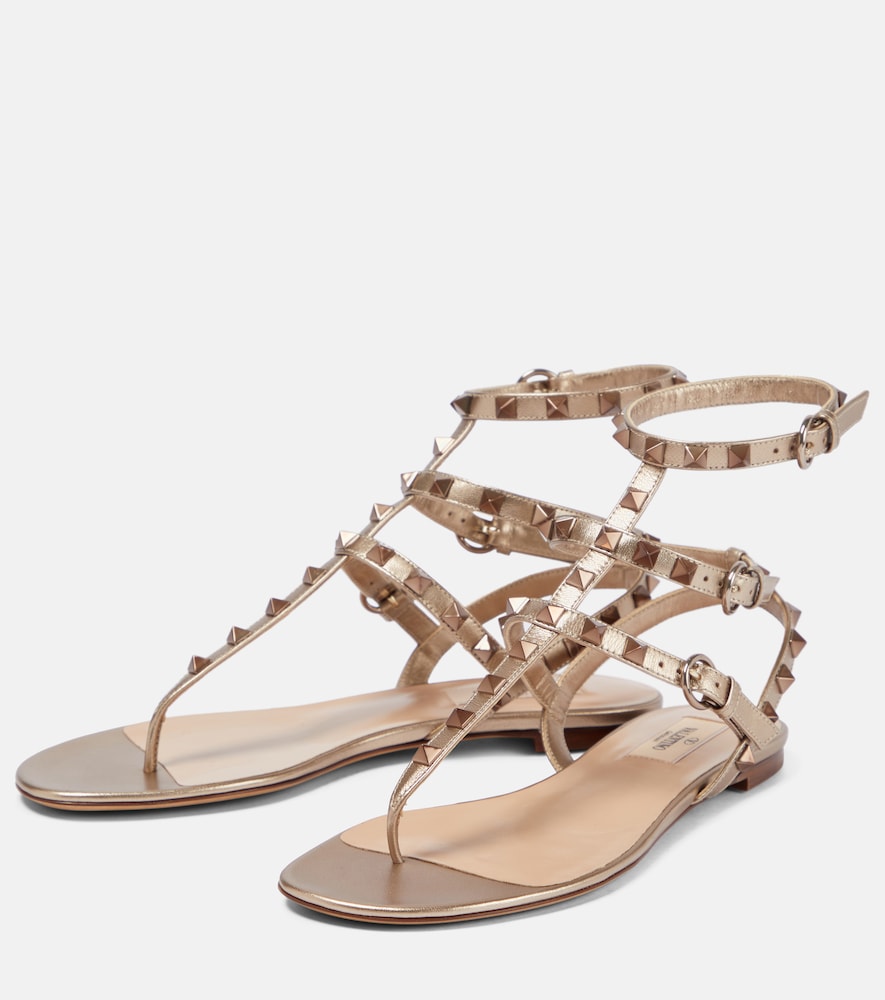 VLogo leather thong sandals