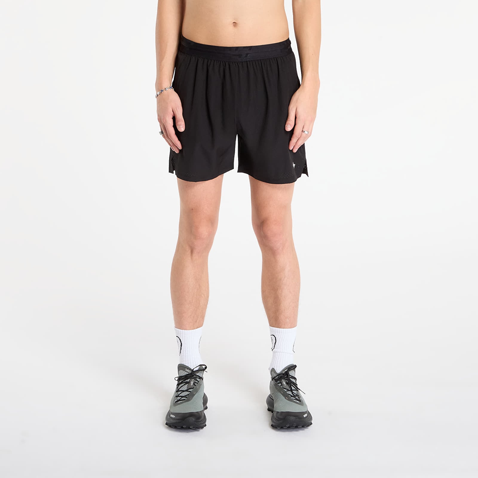 REPRESENT 247 Trek Shorts Black