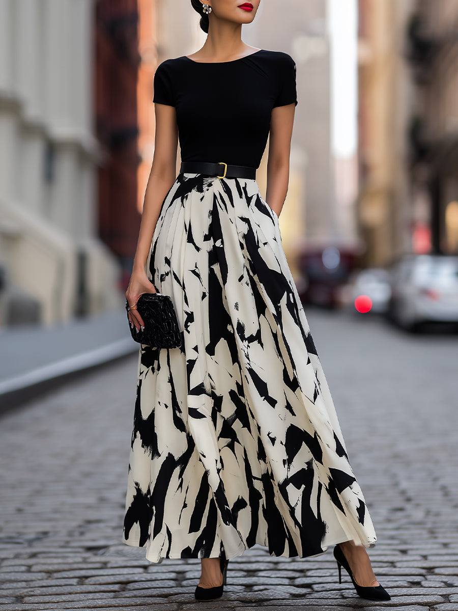 Abstract Print Pleated Maxi Dress - Black