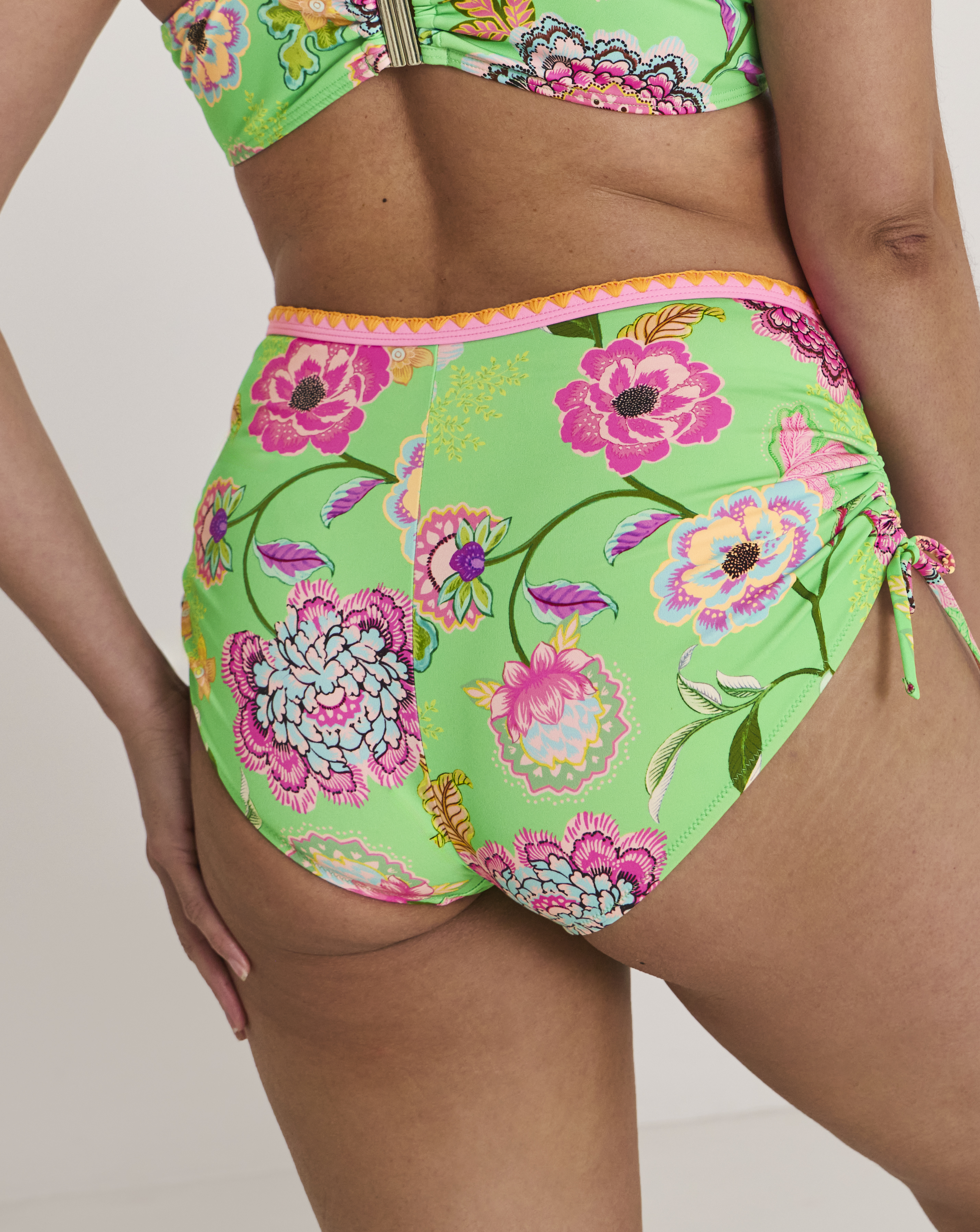Adjustable Leg Bikini Short