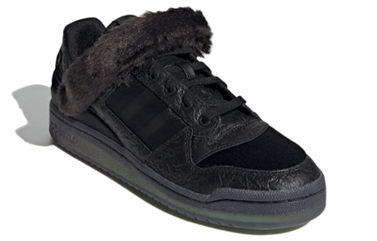 Forum Low Shoes 'Core Black Shock Purple'