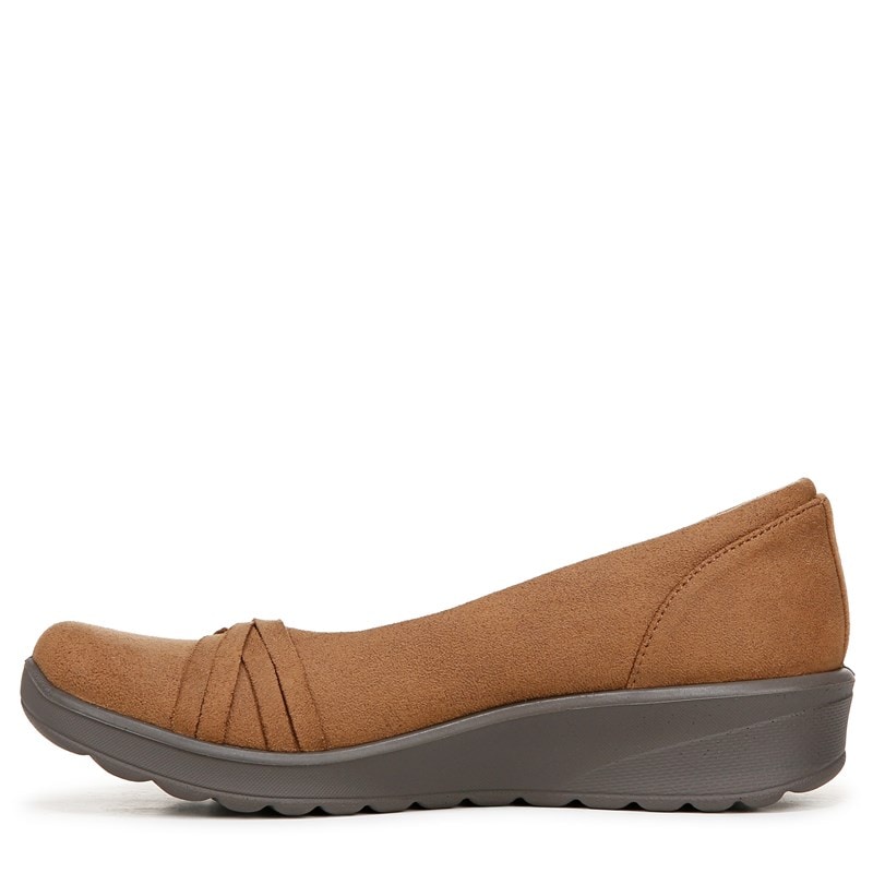 Women's Goody Slip On Shoes (Whiskey Tan Leather Fabric)