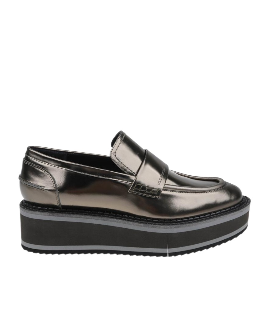 Round-head flat shoes