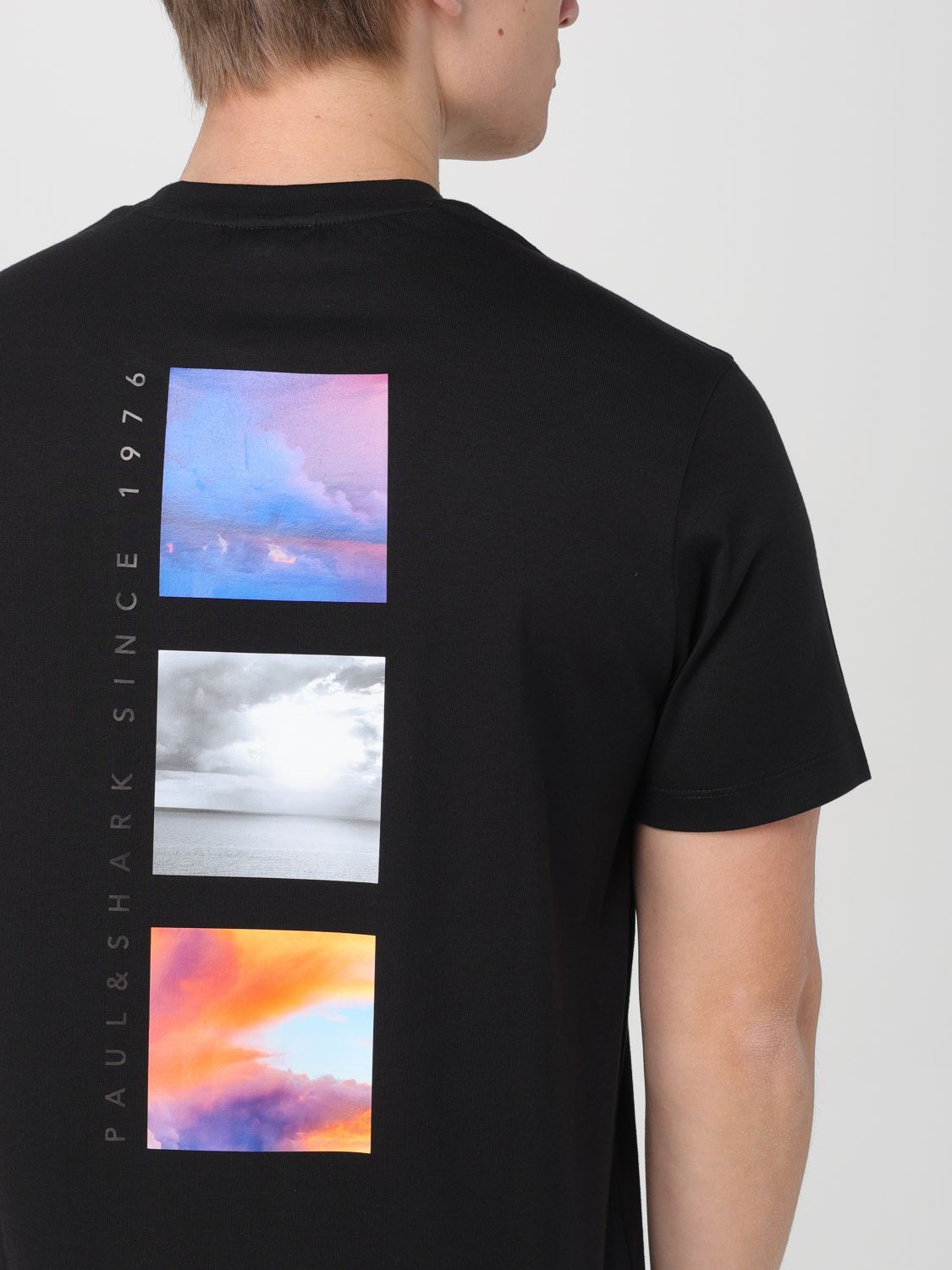 T-Shirt Men color Black