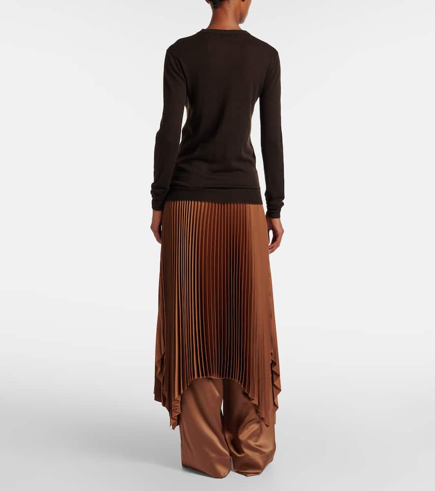 Cashmere sweater