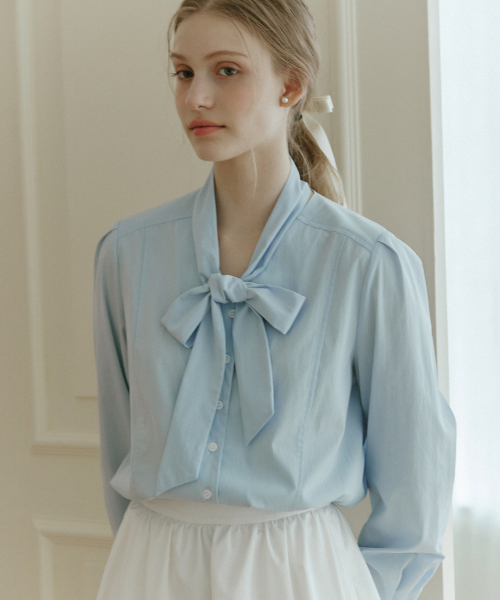 V-neck Tie Blouse