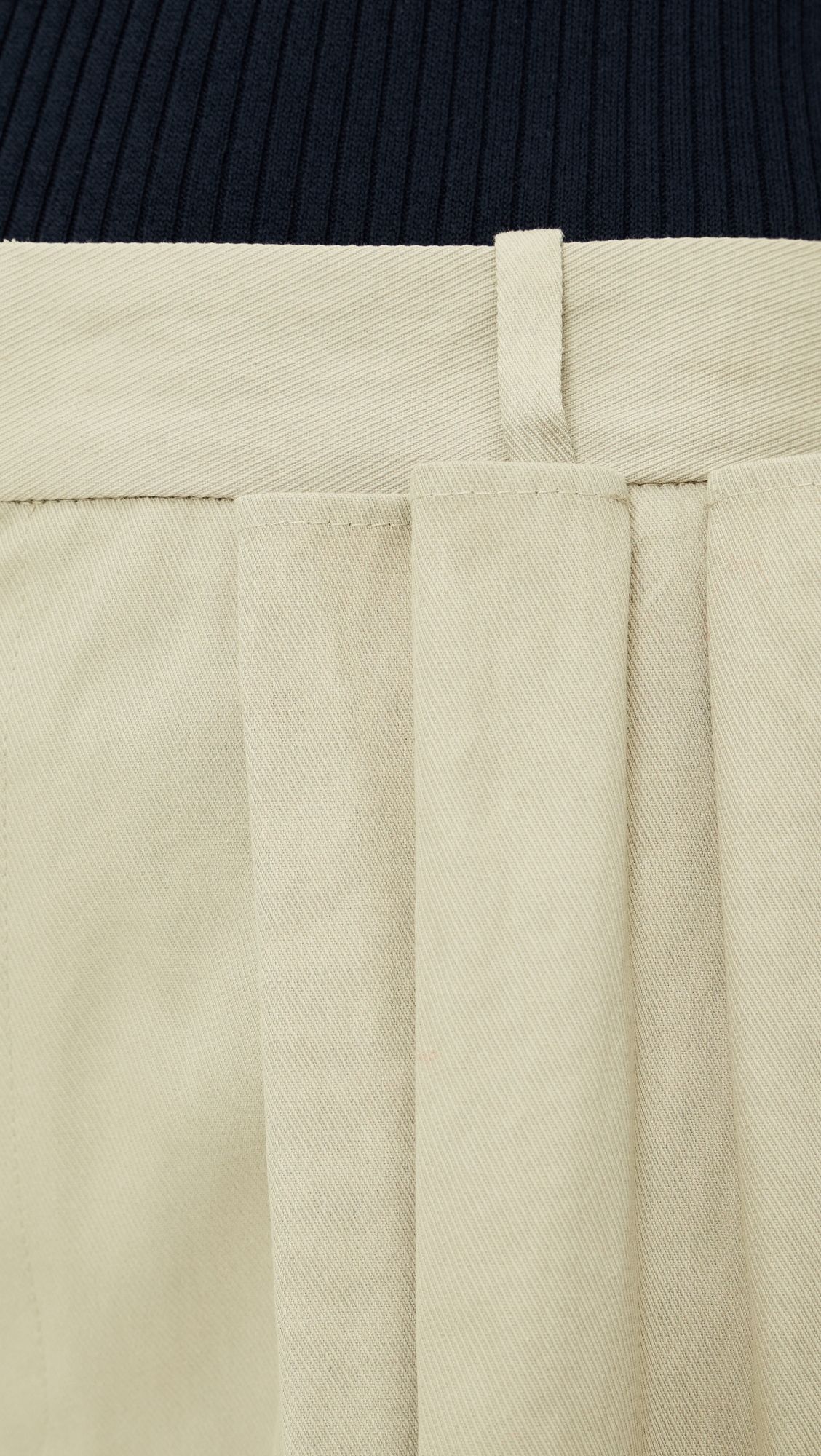 Luxe Twill Tucked Pleated Petite Trousers Taupe