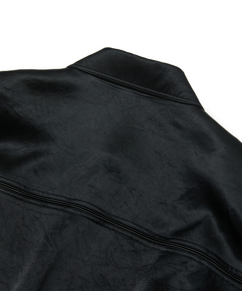 RAZOR JACKET