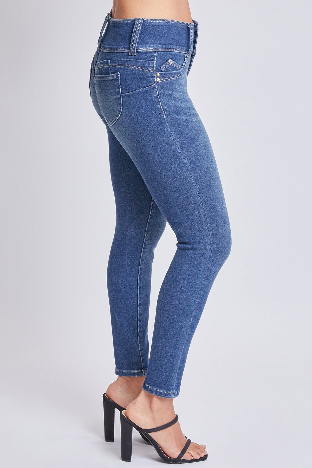 Women's Sustainable WannaBettaButt Skinny Jeans