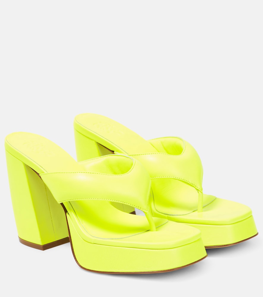 Gia 17 leather platform thong sandals