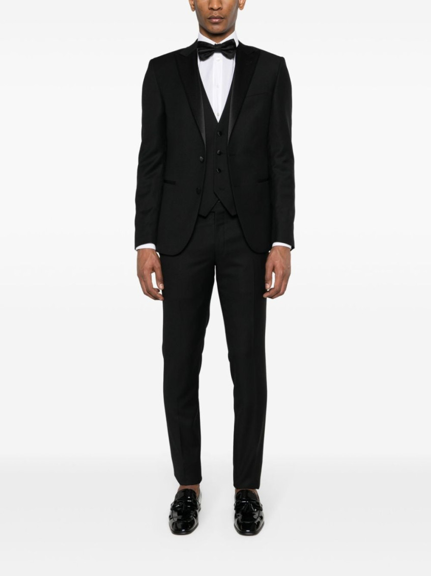 Black Dart Detail Suit