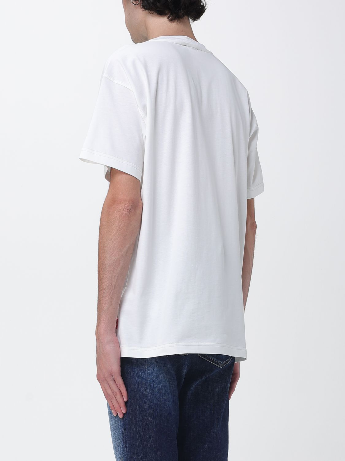 T-Shirt Men color White