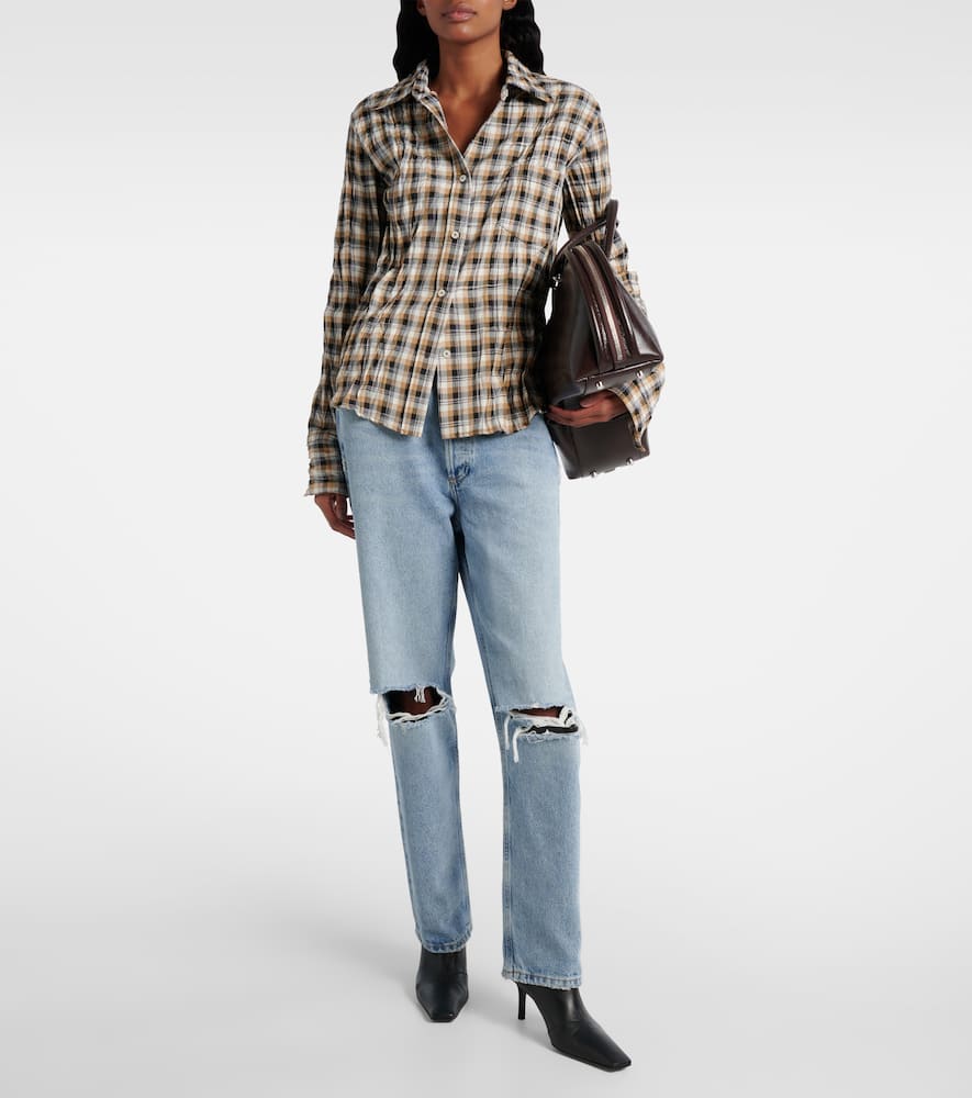 ‘90s mid-rise straight jeans