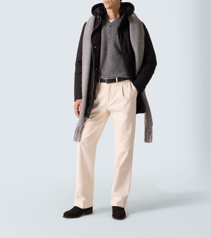 Hooded down jacket