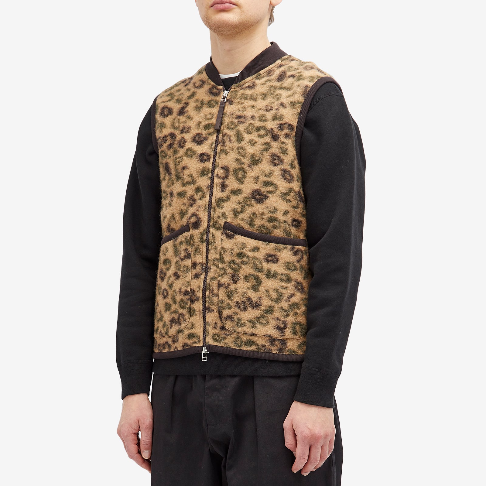 Men's Leopard Wool Fleece Gilet in Camo