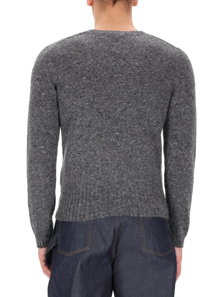 JW Anderson - crew neck knitwear featuring embroidery detai