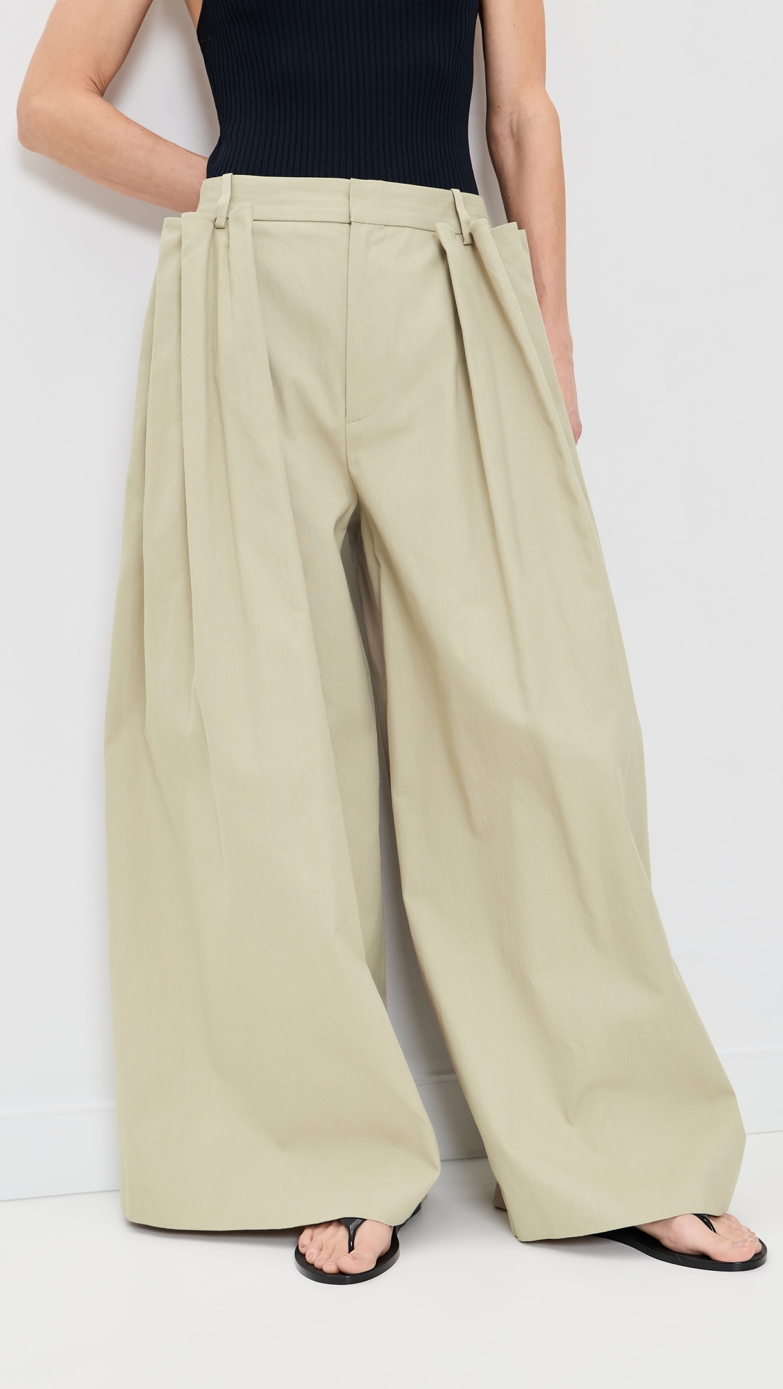 Luxe Twill Tucked Pleated Petite Trousers Taupe