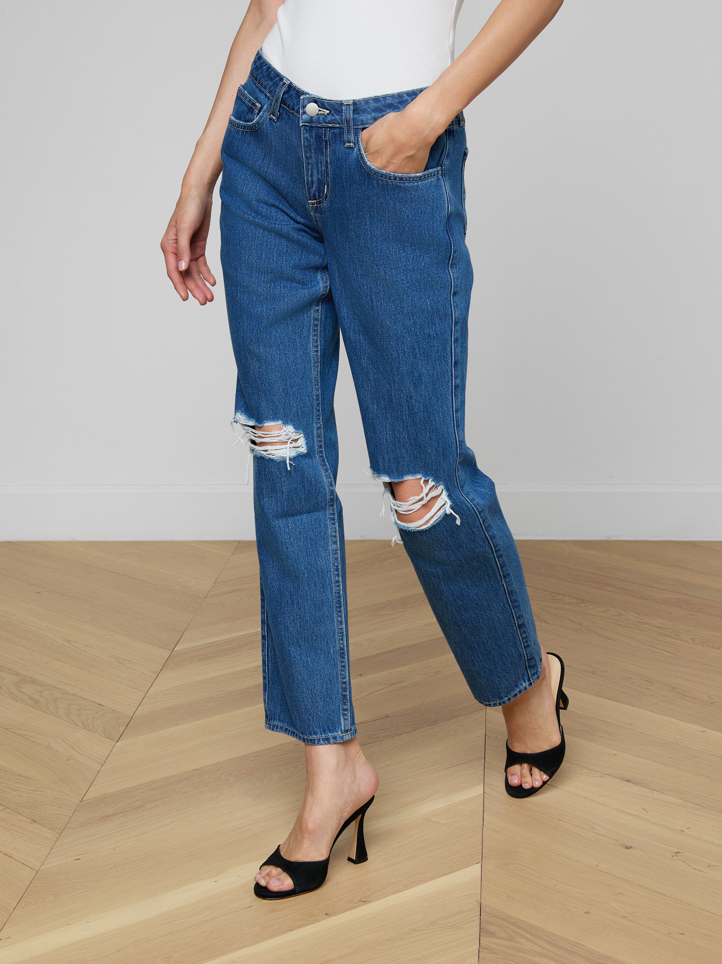 Nevia Slouchy Straight-Leg Jean In Memphis Destruct