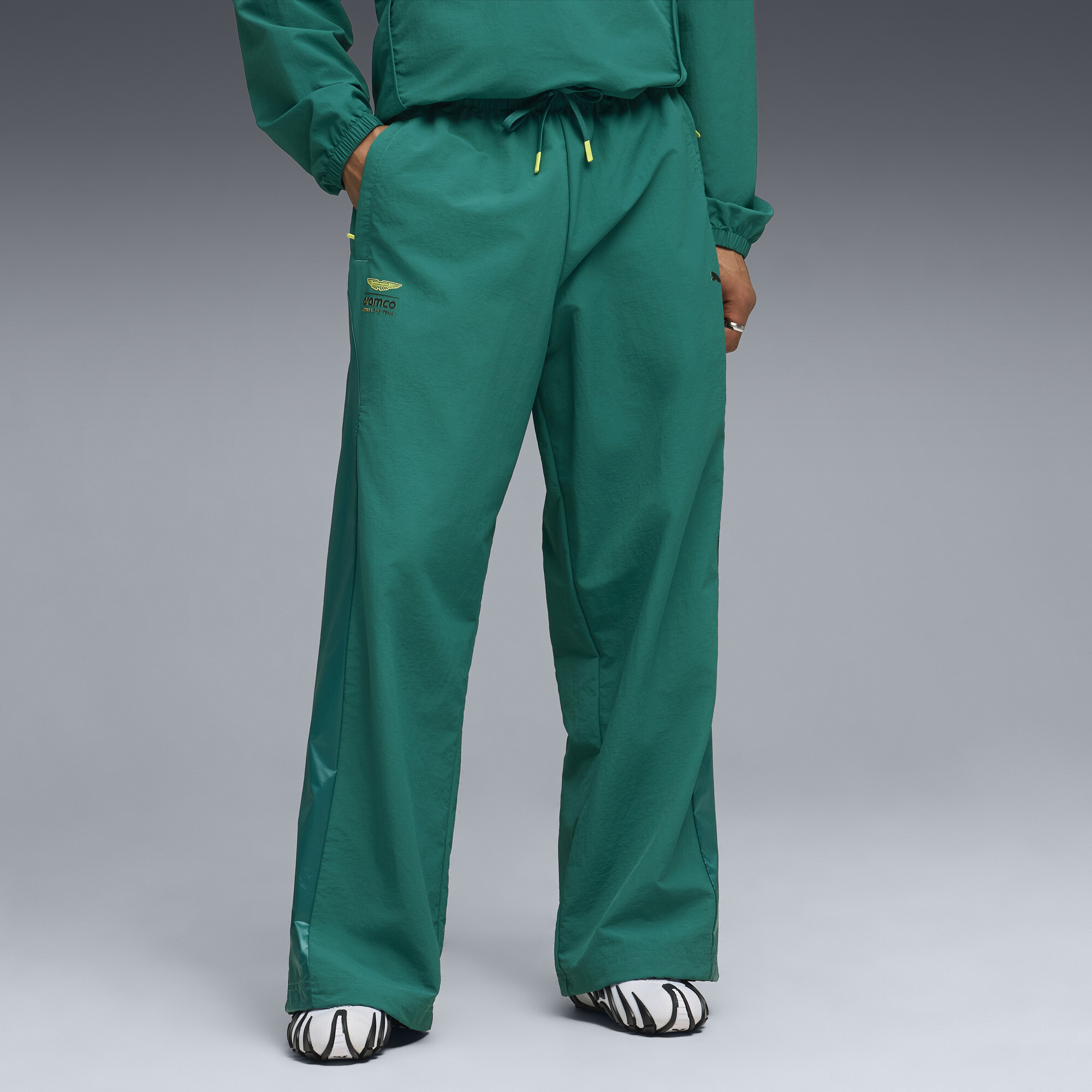 PUMA x ASTON MARTIN ARAMCO F1® TEAM Men's Pants in Green