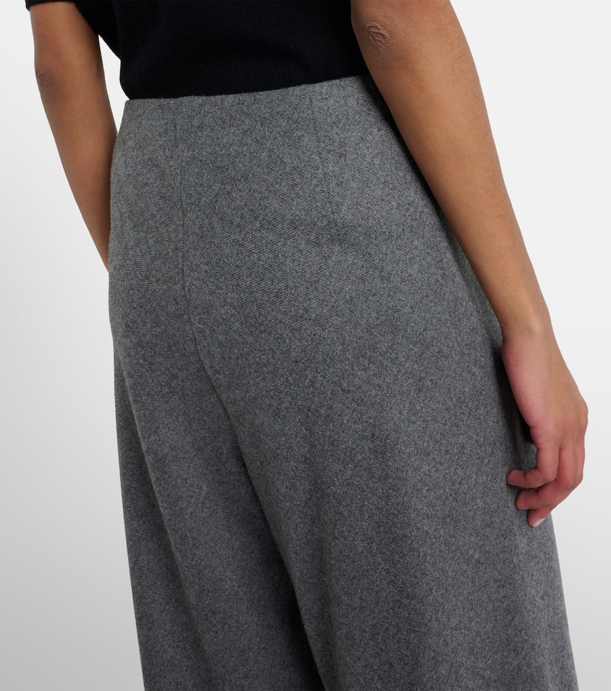 High-rise wide-leg pants