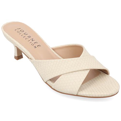 Collection Women's Berkly Pumps - Ivory/Off White