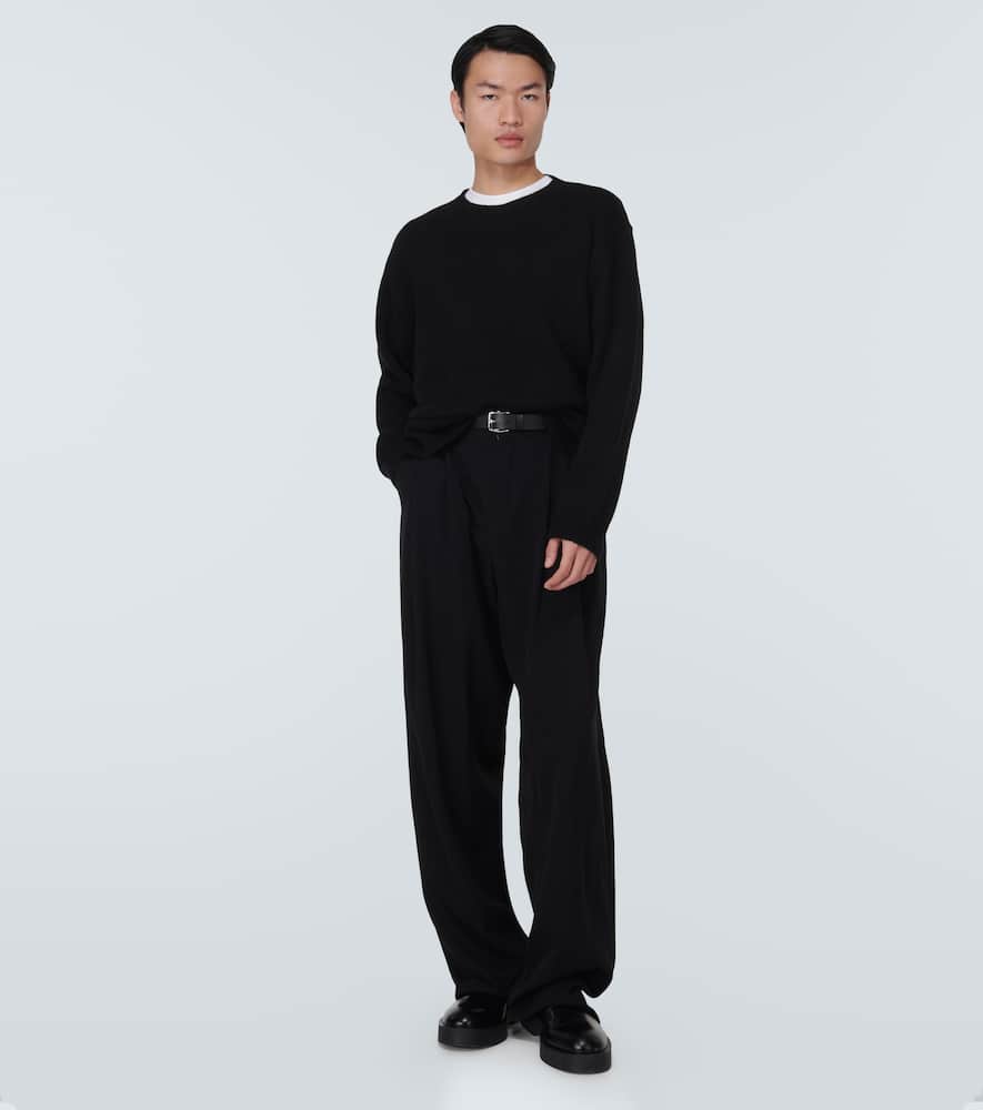 Cashmere sweater