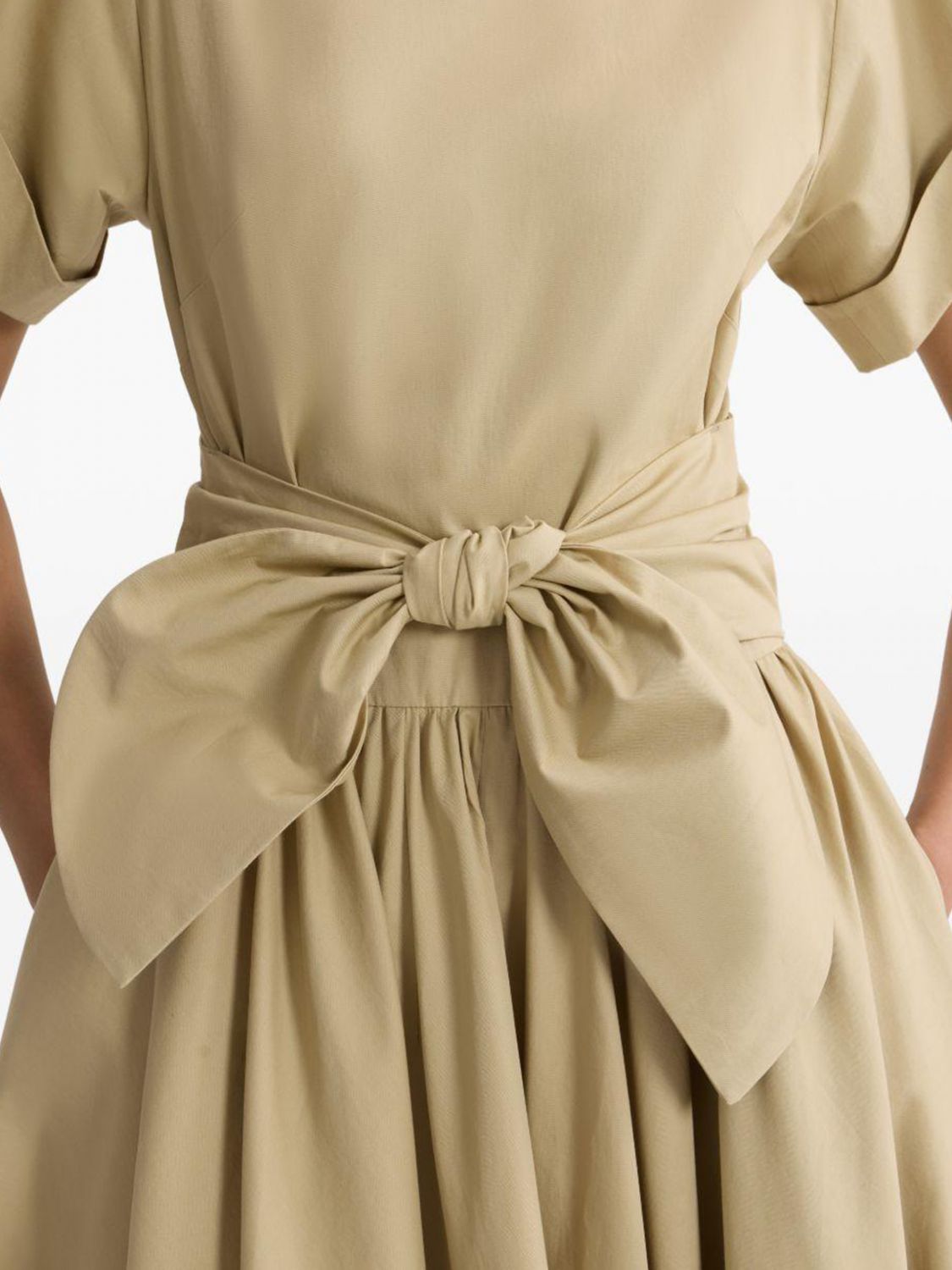 Dress Woman color White
