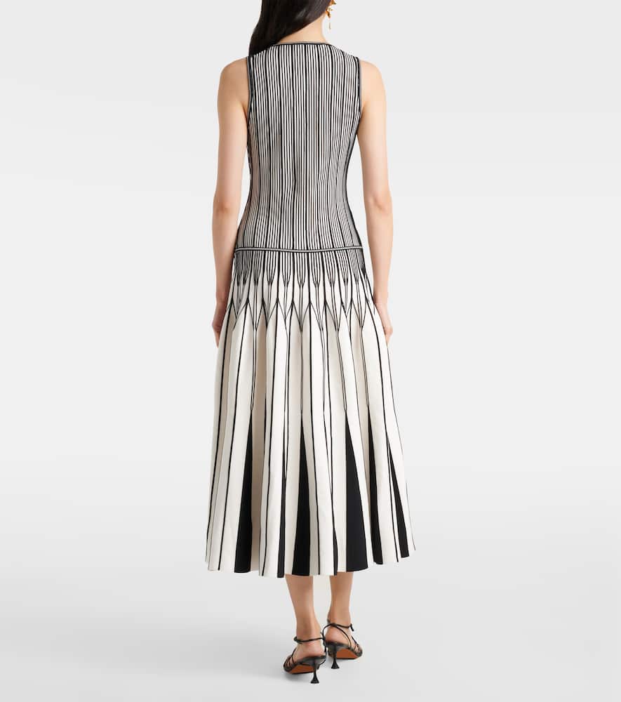 Oaklen knitted midi dress