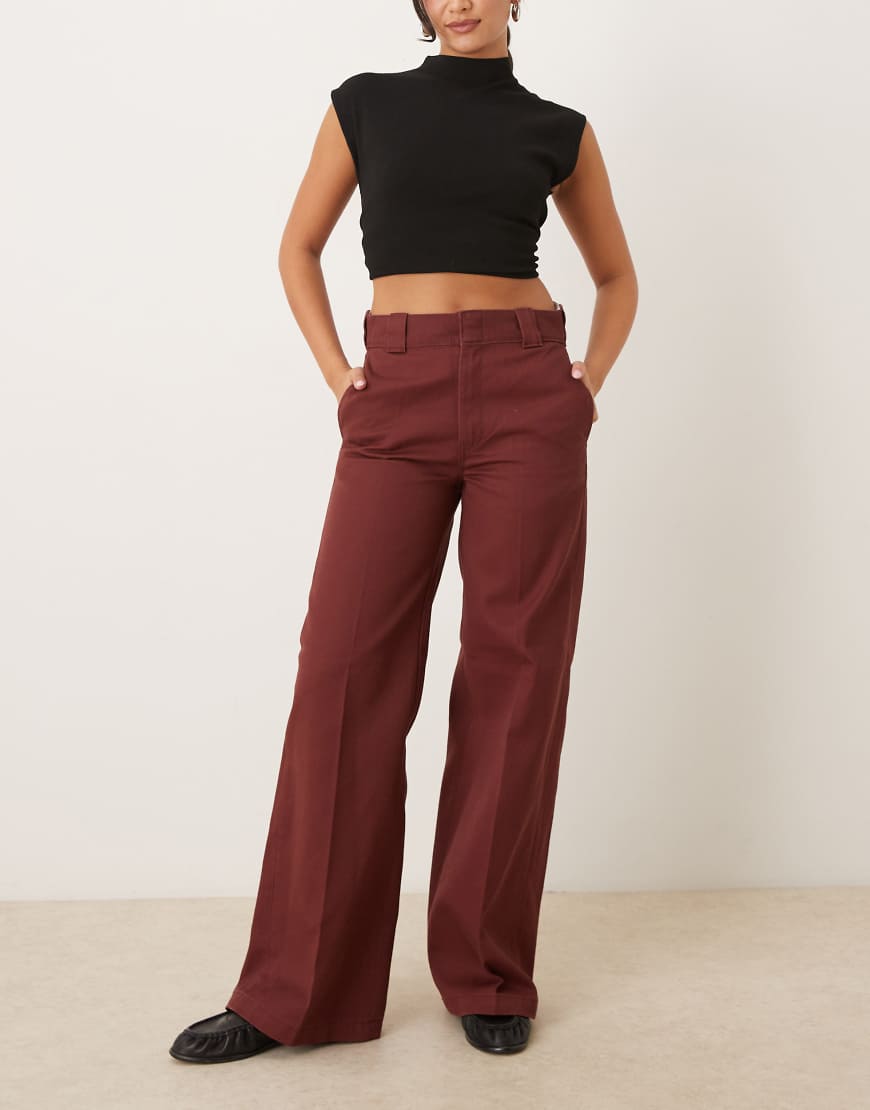 Wide leg trousers in burgundy-Red