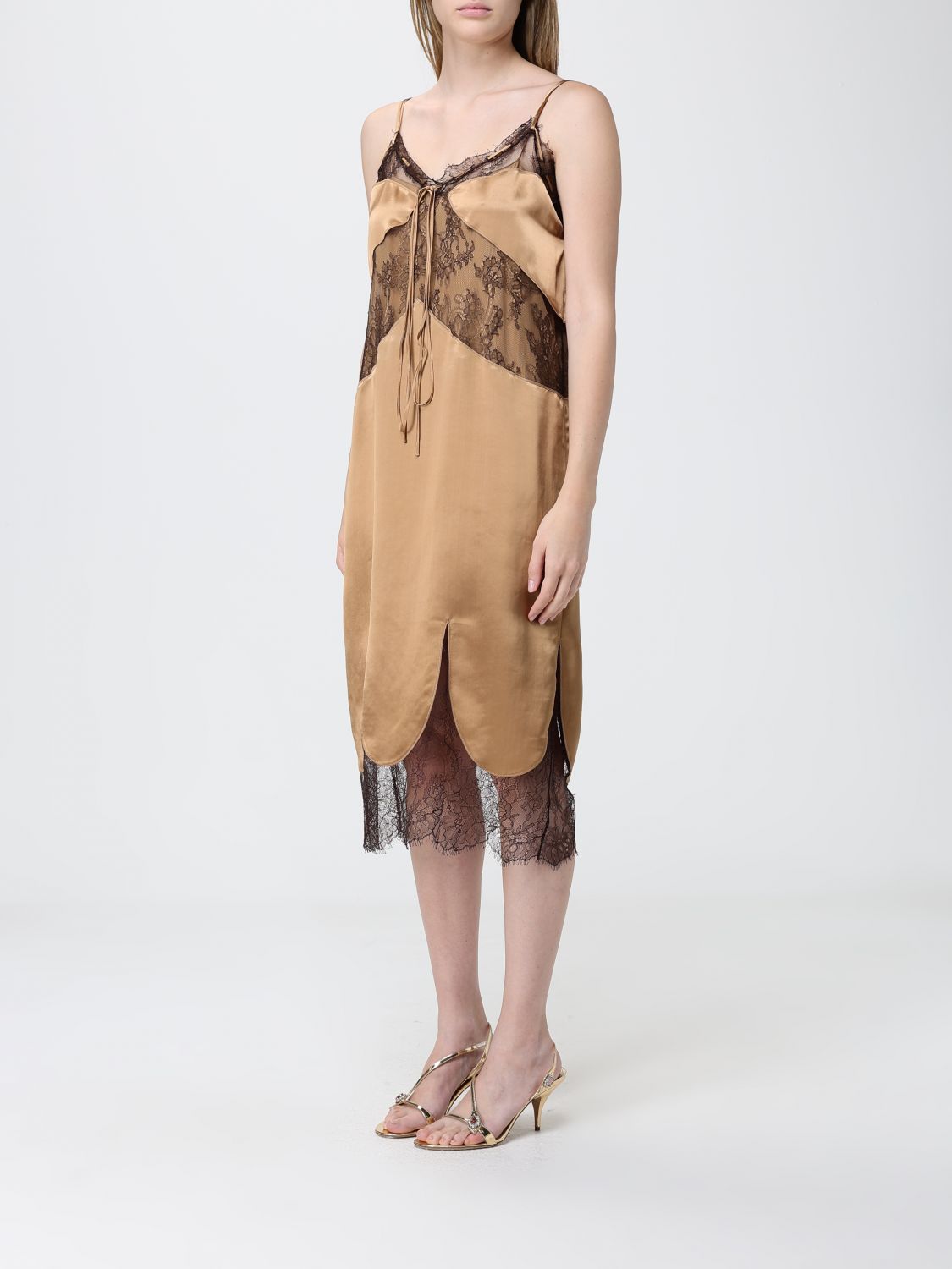 Dress Woman color Dark