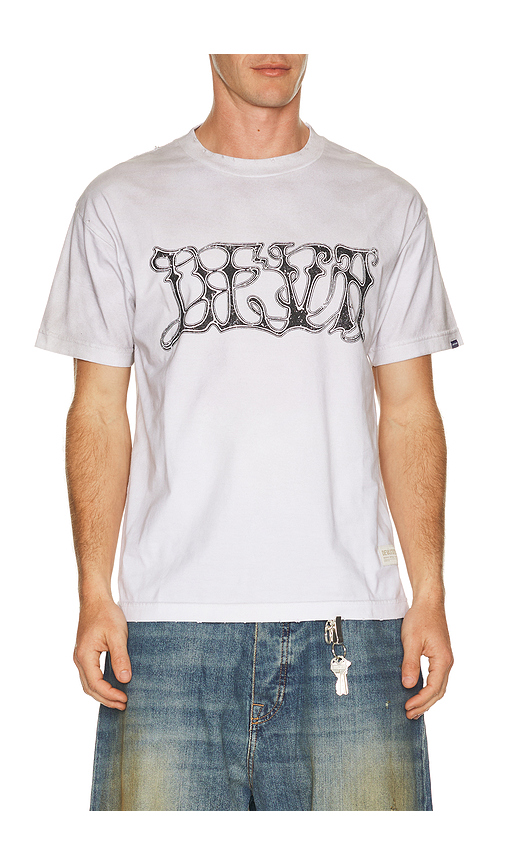 Deva States Stoker T-Shirt in White. M. Also in S, L, XL/1X, XXL/2X